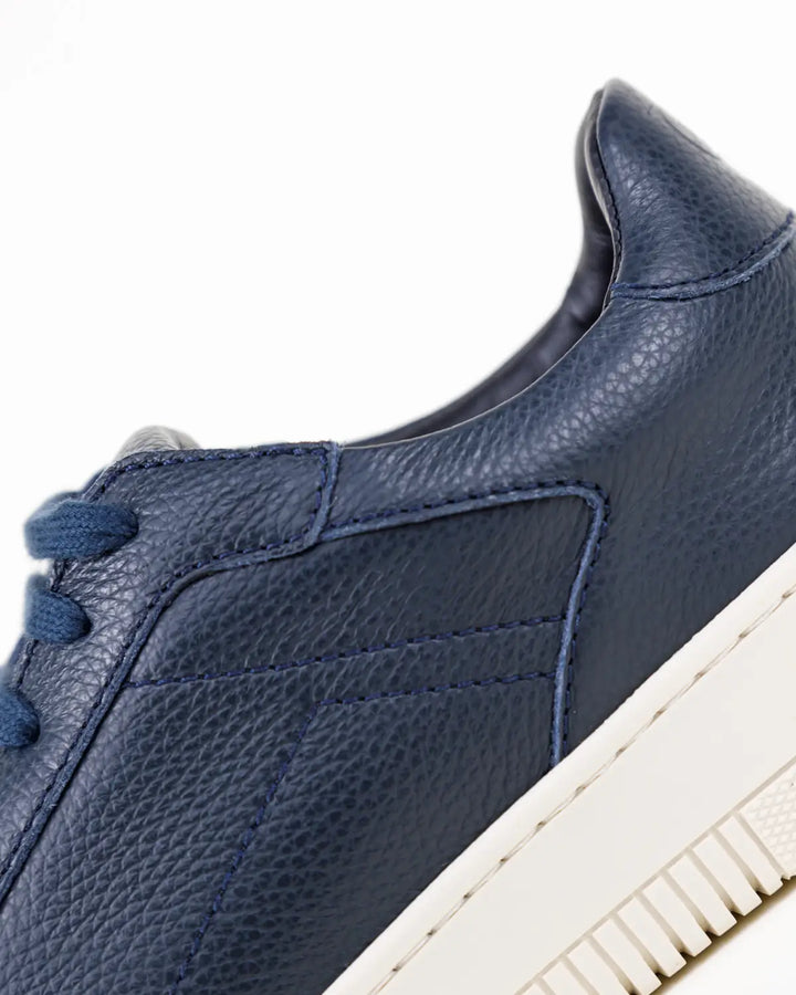 SNEAKERS MATILDE TOMAIA PELLE CON FINISSIMA GRANA DI COLORE BLU