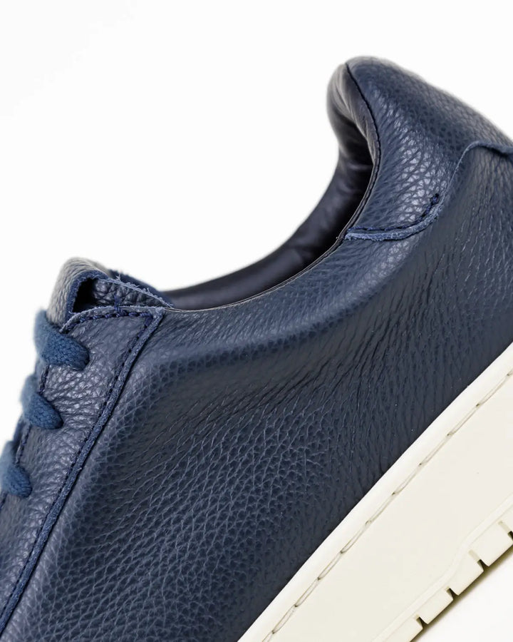 SNEAKERS GINA TOMAIA PELLE CON FINISSIMA GRANA DI COLORE BLU