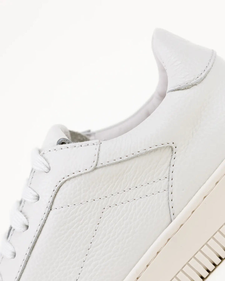 SNEAKERS MATILDE TOMAIA PELLE CON FINISSIMA GRANA DI COLORE LATTE